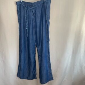 Women’s Wide Legged Pantolon Jeans  EUR size 44 Koton wide-flared blue denim NWT